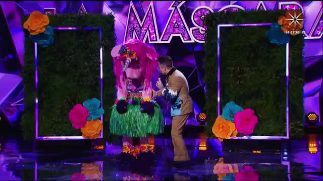 LATIN CANAL DE LAS ESTRELLAS LATINO - LATINO