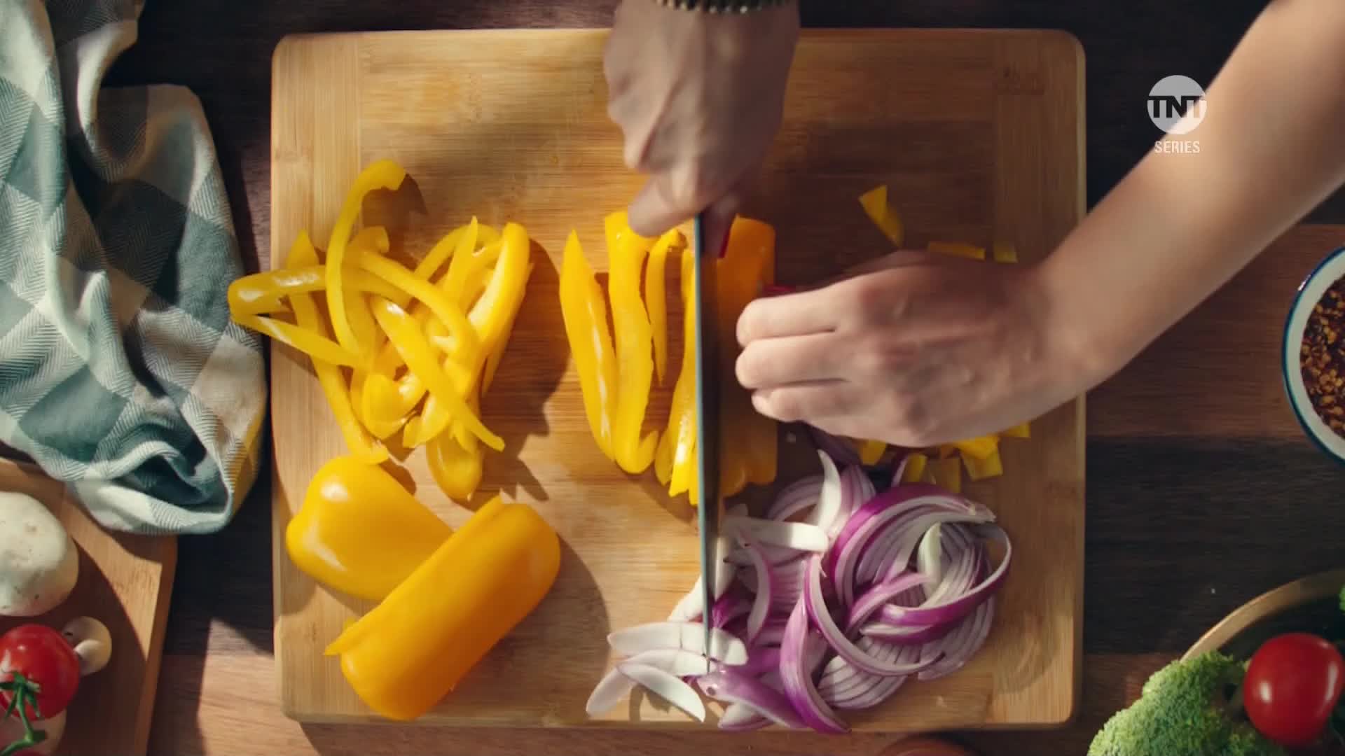 LATIN TNT SERIES - LATINO