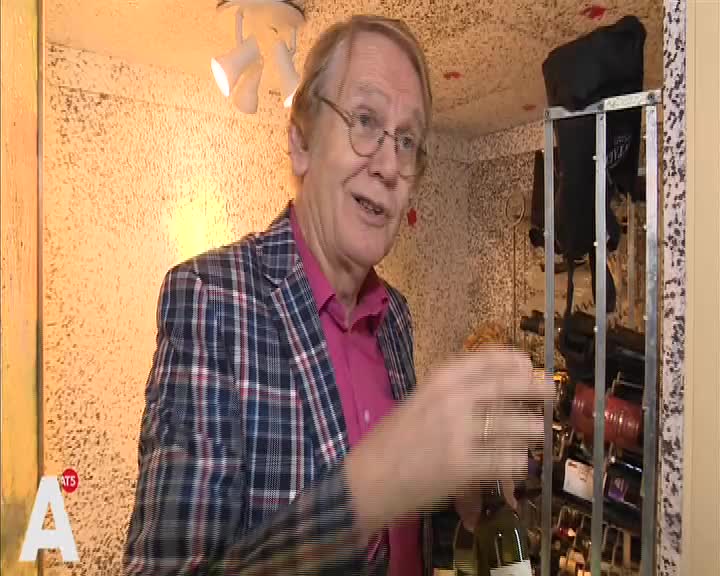 NL AT5 HD - NETHERLANDS