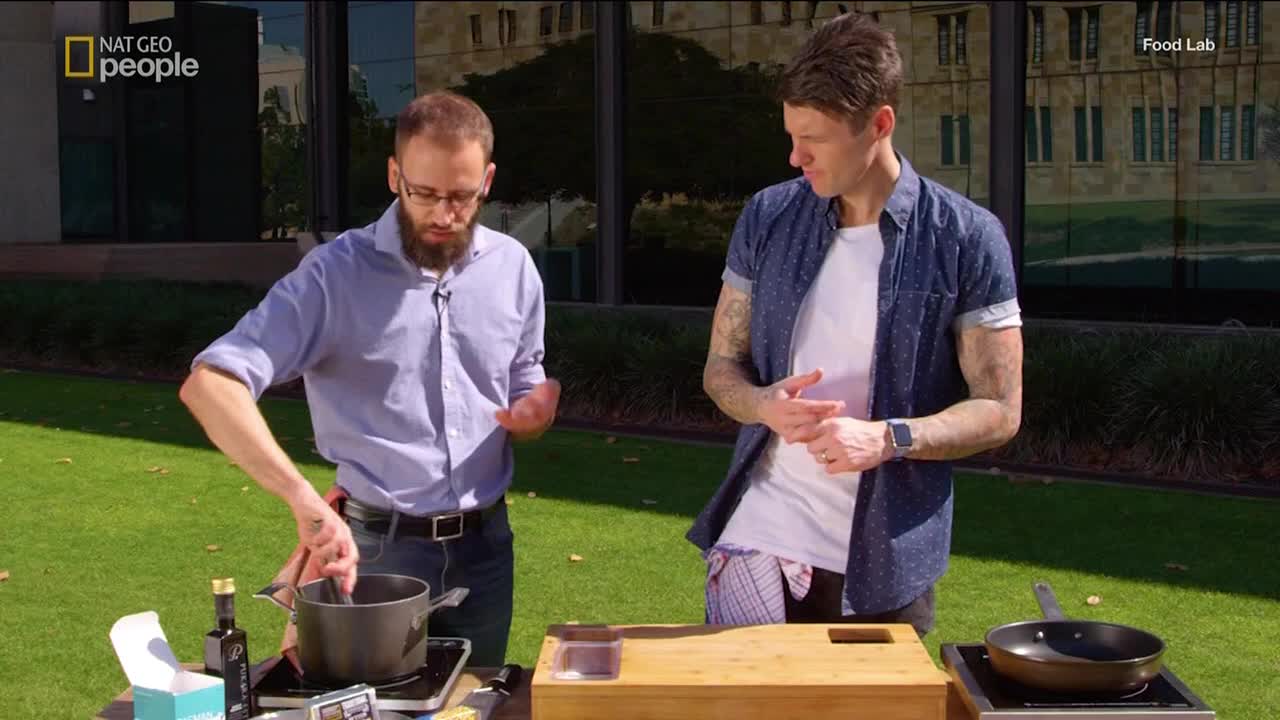 VIP MLZ NAT GEO PEOPLE HD - MALAYSIA SINGAPORE