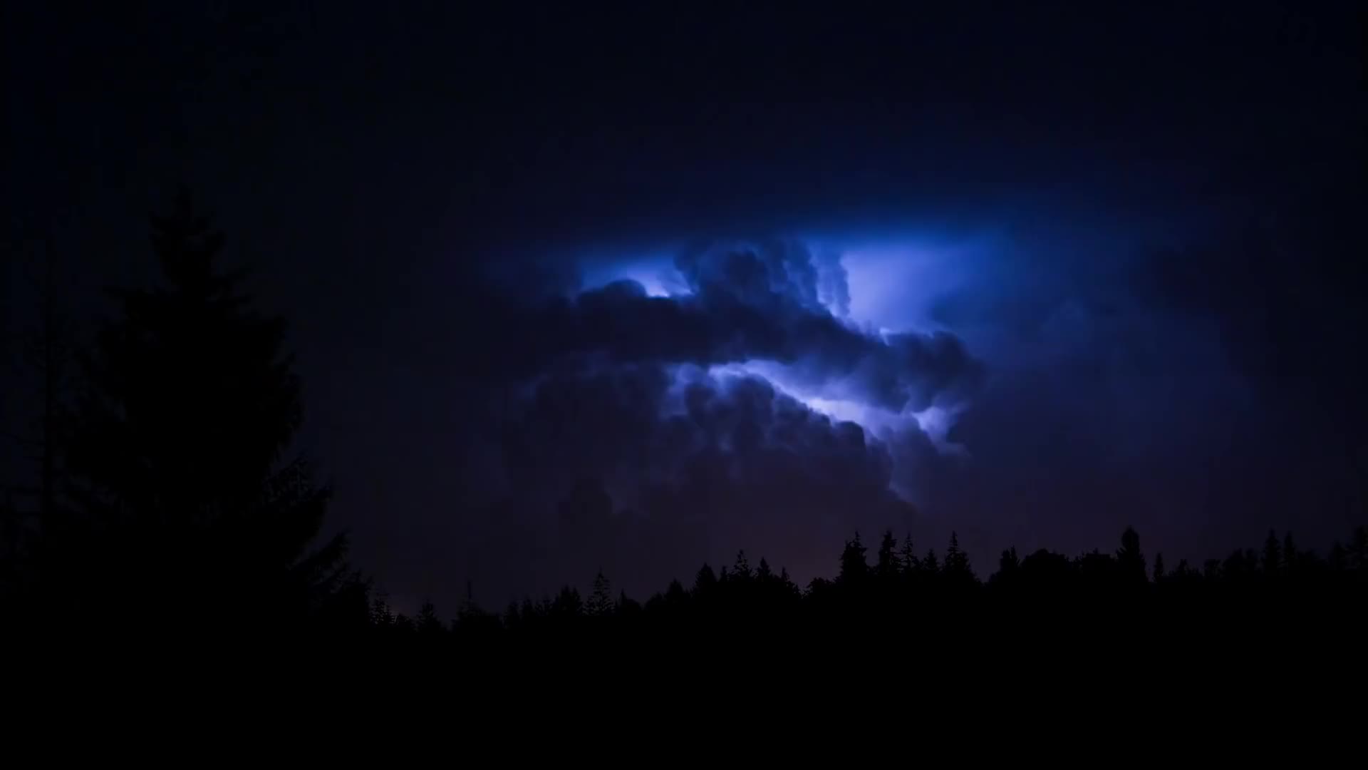 24/7 HEAVY THUNDERSTORM - 24/7 CHANNELS